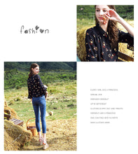 Load image into Gallery viewer, Spring 2009 New Woman's Loudspeaker Sleeve Printed Bottom Shirt Temperament Famous Yuanyuan Chiffon Shirt 51070