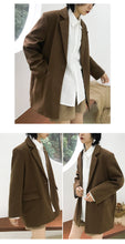 Load image into Gallery viewer, The 2018 Winter New Coat Hepburn Little Woolen Coat Female Student Short Suit 3089 Solid Color