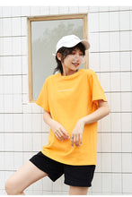 Load image into Gallery viewer, Loose-fitting student half-sleeve T-shirt for women in spring and summer of 2019 new Korean alphabetic jacket with short sleeves and undercoat 3108
