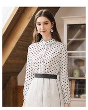 Load image into Gallery viewer, [ Journal of the Philippines] 2019 Spring New Women's Wavelet Point Single Button Printed Shirt Sweet White Spinning Shirt 59092