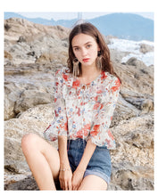 Load image into Gallery viewer, 2019 Early autumn new fashion women's temperament v-collar horn sleeve printed shirt sweet small fresh snow spinning shirt 59015