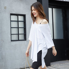 Load image into Gallery viewer, 2019 New White Short Sleeve T-Shirt Hong Kong Wind V-Neck Design Short Back Long Solid Color Pocket T-Shirt 66013