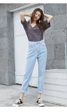 Load image into Gallery viewer, Jeans Women's Loose Straight Nine Points 2019 New Korean version of High-waist Leisure Daddy Pants Slim 827