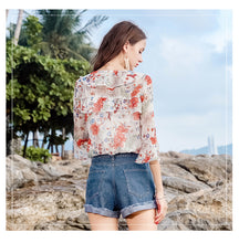 Load image into Gallery viewer, 2019 Early autumn new fashion women's temperament v-collar horn sleeve printed shirt sweet small fresh snow spinning shirt 59015