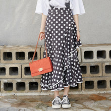 Load image into Gallery viewer, New women's irregular skirt in spring 2019 Korean version of Joker slim wave printing medium and long skirt