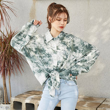 Load image into Gallery viewer, Summer 2019 women's printed shirt women's long sleeves Korean version of thin faded loose shirt women 5744
