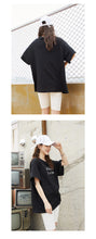 Load image into Gallery viewer, Summer 2019 high-end women's wholesale short-sleeved jacket with thin round collar and loose print T-shirt 3210