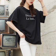 Load image into Gallery viewer, Summer 2019 high-end women's wholesale short-sleeved jacket with thin round collar and loose print T-shirt 3210
