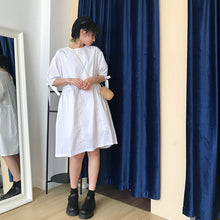 Load image into Gallery viewer, Summer 2019 new high-end cotton and linen women's solid color lace-up waist long skirt lantern sleeve A dress