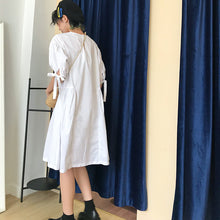Load image into Gallery viewer, Summer 2019 new high-end cotton and linen women's solid color lace-up waist long skirt lantern sleeve A dress