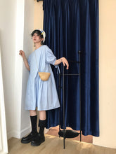 Load image into Gallery viewer, Summer 2019 new high-end cotton and linen women's solid color lace-up waist long skirt lantern sleeve A dress