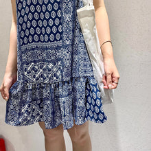 Load image into Gallery viewer, 2019 new Korean dress round neck retro personality printing loose sleeveless ruffled doll skirt 3518