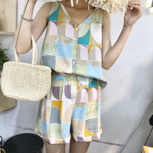 Load image into Gallery viewer, Summer 2019 New Temperament Printed Shorts for Women's Wear Ultra Short Fashion Leisure Suits Wholesale 3533