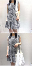 Load image into Gallery viewer, 2019 new Korean dress round neck retro personality printing loose sleeveless ruffled doll skirt 3518