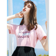 Load image into Gallery viewer, 2011 Summer New Brand Women's Wear Letter Printed Loose Women's T-shirt Urban Leisure Knitted Top 51162