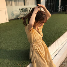 Load image into Gallery viewer, New women's dress of 2019 V-neck, short sleeve, plaid, retro foam sleeve, loose waist tie dress