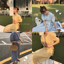 Load image into Gallery viewer, New women's dress of 2019 V-neck, short sleeve, plaid, retro foam sleeve, loose waist tie dress