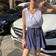 Load image into Gallery viewer, 2019 new women's solid color vest+elastic waist drawstring wide leg shorts+sunscreen plaid shirt