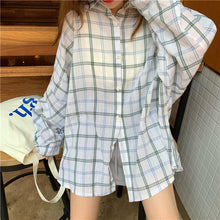 Load image into Gallery viewer, 2019 new women's solid color vest+elastic waist drawstring wide leg shorts+sunscreen plaid shirt