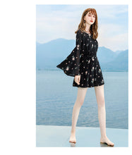 Load image into Gallery viewer, 2019 Summer new boutique women's printing loose shorts lady chic thin chiffon jumpsuit 88808