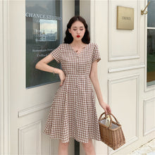 Load image into Gallery viewer, 2019 Korean version of small fresh Hong Kong green retro waist V-neck plaid dress 9920