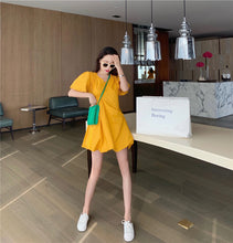 Load image into Gallery viewer, 2019 new Korean version of solid color bubble sleeve wrinkle irregular dress fashion design slim skirt 9935
