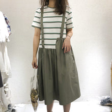 Load image into Gallery viewer, The 2019 summer new women's straps striped two-piece Korean dress suit micro supply 3660