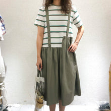 Load image into Gallery viewer, The 2019 summer new women's straps striped two-piece Korean dress suit micro supply 3660