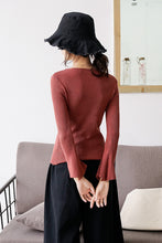 Load image into Gallery viewer, [No refund, no change at the end of the season] Women 148 with round collar, slim pullover, knitted bottom sweater
