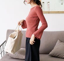 Load image into Gallery viewer, [No refund, no change at the end of the season] Women 148 with round collar, slim pullover, knitted bottom sweater