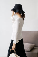 Load image into Gallery viewer, [No refund, no change at the end of the season] Women 148 with round collar, slim pullover, knitted bottom sweater