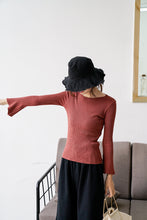 Load image into Gallery viewer, [No refund, no change at the end of the season] Women 148 with round collar, slim pullover, knitted bottom sweater