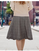 Load image into Gallery viewer, 2019 Autumn new boutique women's dress pattern splice Baiqi a word skirt trim body show thin half-length skirt 28535
