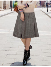 Load image into Gallery viewer, 2019 Autumn new boutique women's dress pattern splice Baiqi a word skirt trim body show thin half-length skirt 28535