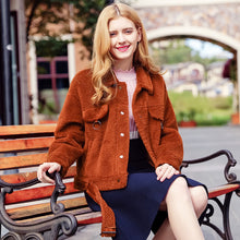 Load image into Gallery viewer, Winter 2018 New Women's Single-row Button and Thickened Thermal Fur Short-style Jacket 97075