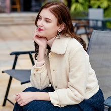 Load image into Gallery viewer, 2018 Winter New Women's Coat Coat Single Clock Short Warm Plush Coat 97081