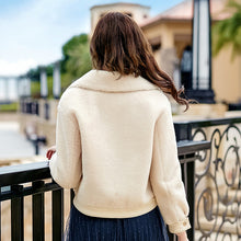 Load image into Gallery viewer, 2018 Winter New Women's Coat Coat Single Clock Short Warm Plush Coat 97081