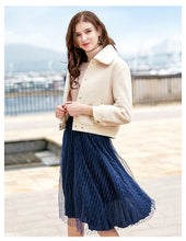 Load image into Gallery viewer, 2018 Winter New Women's Coat Coat Single Clock Short Warm Plush Coat 97081