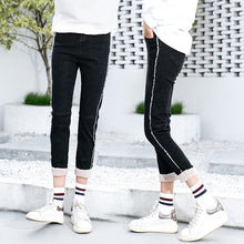 Load image into Gallery viewer, "48 yuan will not be refunded or exchanged for clearance at the end of the season" 9-minute pants with raw edge stitching side striped jeans female 786