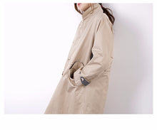 Load image into Gallery viewer, Low price Guangzhou solid color long sleeve 51%-70% leisure single adult collage/stitching stitching women's windbreaker