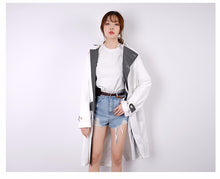 Load image into Gallery viewer, Low price Guangzhou solid color long sleeve 51%-70% leisure single adult collage/stitching stitching women's windbreaker