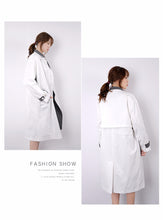 Load image into Gallery viewer, Low price Guangzhou solid color long sleeve 51%-70% leisure single adult collage/stitching stitching women's windbreaker
