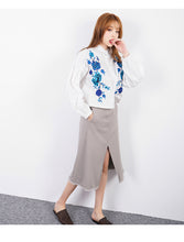 Load image into Gallery viewer, Embroidered blouse long sleeve blouse 7820