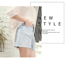 Load image into Gallery viewer, Korean version of casual women's wear thin casual jeans and shorts 1811