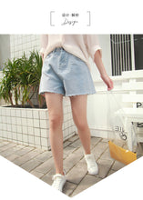 Load image into Gallery viewer, Korean version of casual women's wear thin casual jeans and shorts 1811