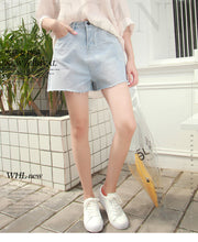 Load image into Gallery viewer, Korean version of casual women's wear thin casual jeans and shorts 1811