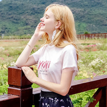 Load image into Gallery viewer, 2018 summer summer brand women's dress temperament round collar letter simple shirt casual casual sweater 58978