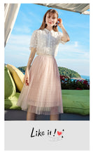 Load image into Gallery viewer, 2009 New Brand Female Garment Mesh Stitching A-shaped Skirt Fresh and Sweet Lace Half-length Skirt 28578
