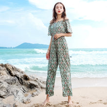 Load image into Gallery viewer, 2019 Summer New Fashion Women's Single-Collar Printed Wide Leg Pants Gently Cooked Chiffon Pants 88755