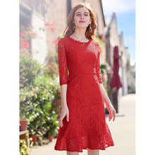 Load image into Gallery viewer, 2019 Autumn new brand women's dress red gaiety lace dress full of self-repair fishtail skirt female 68037